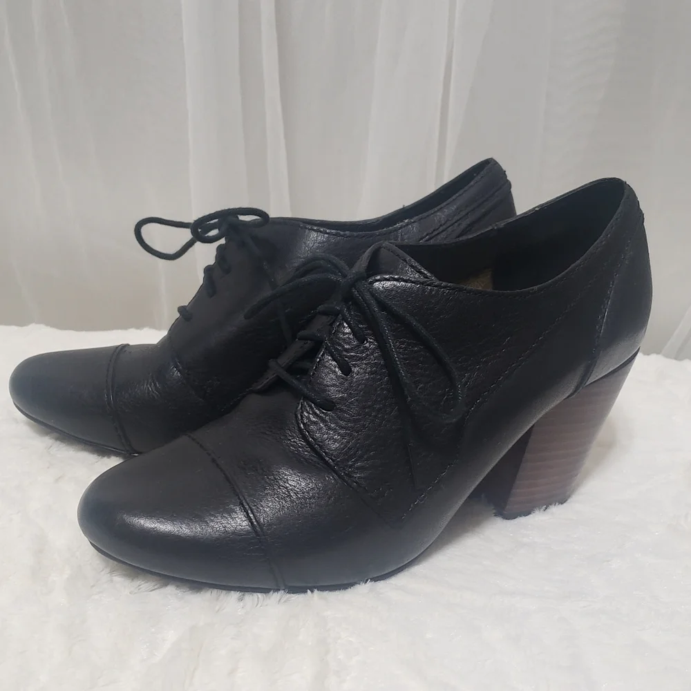 Fossil Black Leather Heeled Booties Sz 8 - Picture 2 of 16